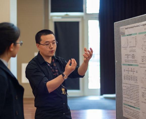 Pharmaceutical and Chemical Sciences Program graduate student presents research poster